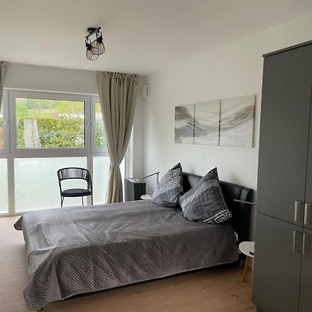 Modernes Stilvoll Eingerichtetes Appartement Rosrath Exterior photo